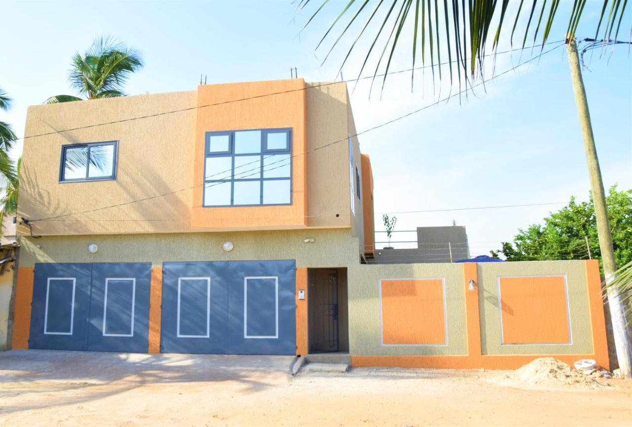 Villa Beach Avepozo Lomé Buitenkant foto